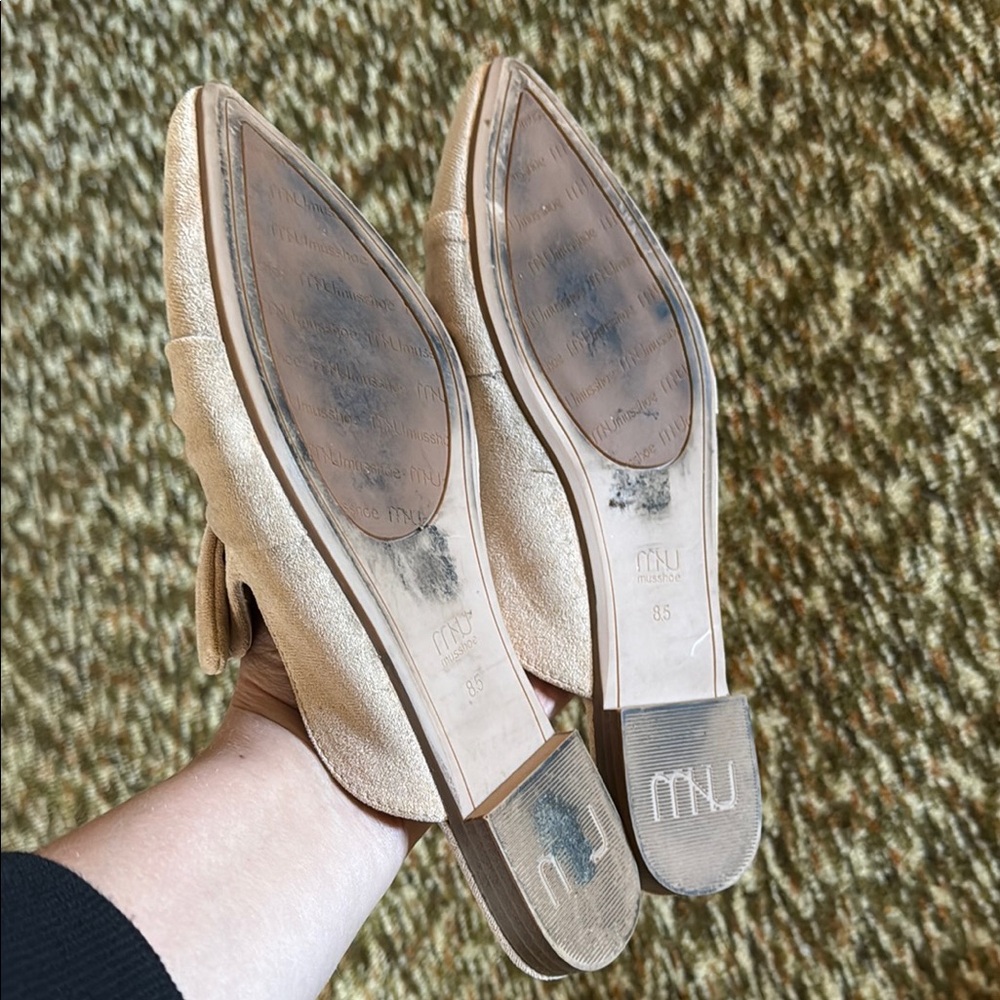 Elegant Women's Slip-On Mules - Picture 5 of 8